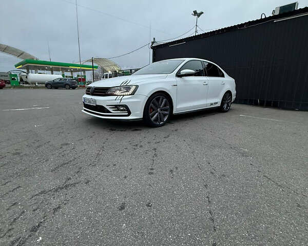 Белый Фольксваген Джетта, объемом двигателя 2 л и пробегом 106 тыс. км за 12500 $, фото 1 на Automoto.ua