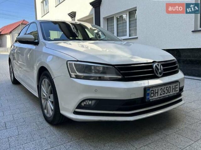 Белый Фольксваген Джетта, объемом двигателя 1.6 л и пробегом 226 тыс. км за 10599 $, фото 1 на Automoto.ua