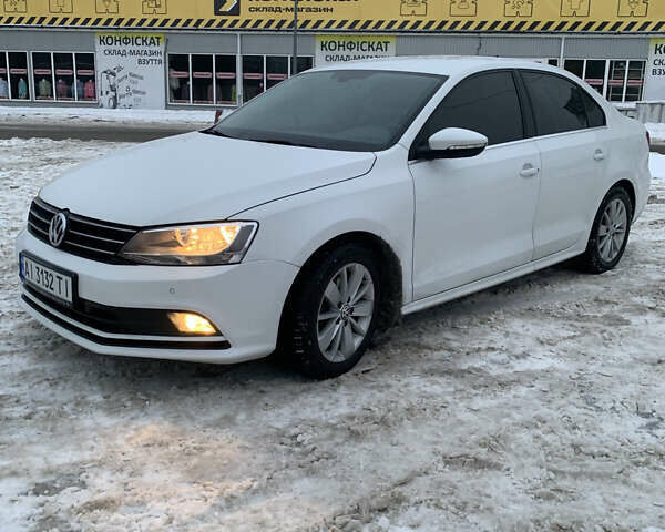 Белый Фольксваген Джетта, объемом двигателя 1.6 л и пробегом 247 тыс. км за 10500 $, фото 1 на Automoto.ua