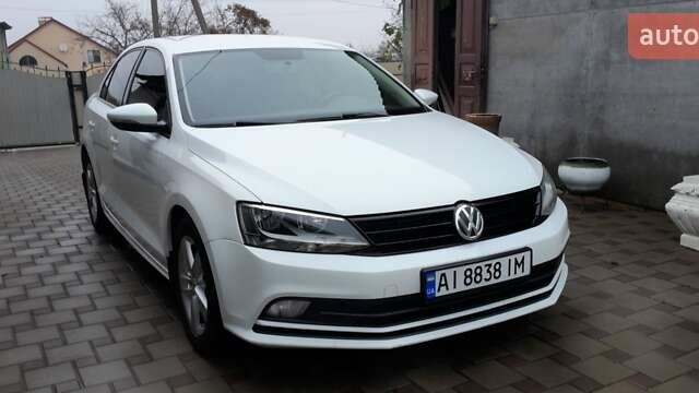 Білий Фольксваген Джетта, об'ємом двигуна 1.6 л та пробігом 178 тис. км за 11300 $, фото 1 на Automoto.ua