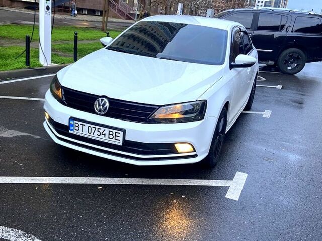 Білий Фольксваген Джетта, об'ємом двигуна 1.6 л та пробігом 180 тис. км за 10600 $, фото 1 на Automoto.ua