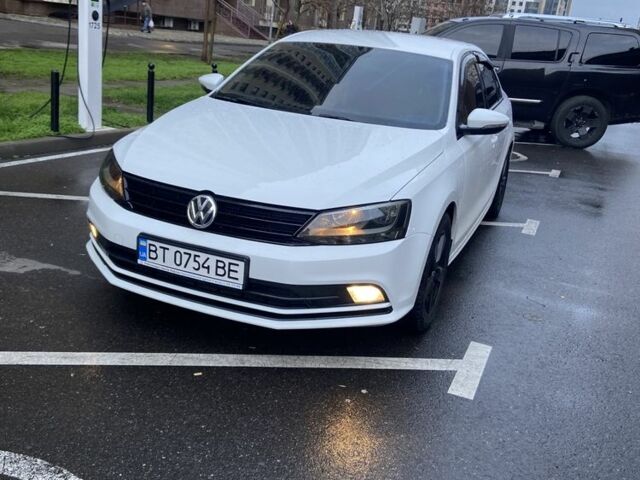 Белый Фольксваген Джетта, объемом двигателя 1.6 л и пробегом 180 тыс. км за 10600 $, фото 1 на Automoto.ua