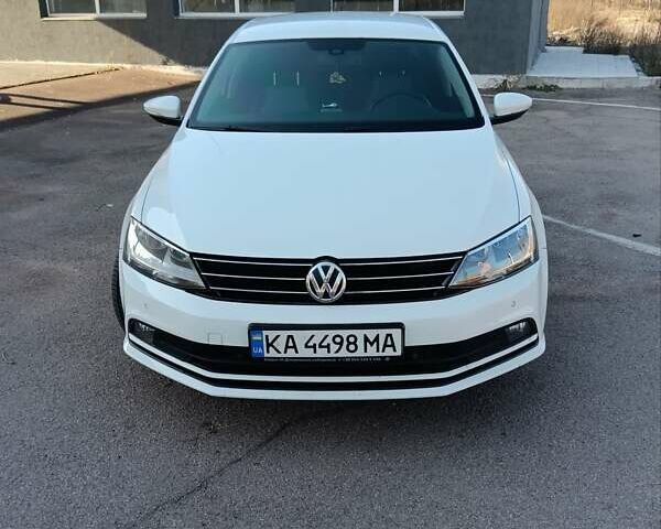 Белый Фольксваген Джетта, объемом двигателя 1.6 л и пробегом 167 тыс. км за 11400 $, фото 1 на Automoto.ua