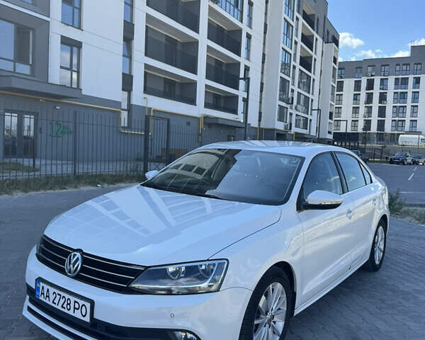 Белый Фольксваген Джетта, объемом двигателя 1.6 л и пробегом 177 тыс. км за 11000 $, фото 1 на Automoto.ua