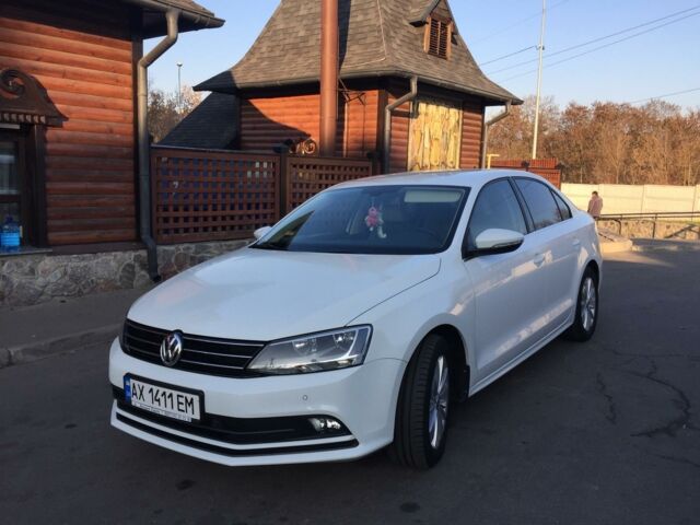 Белый Фольксваген Джетта, объемом двигателя 1.6 л и пробегом 49 тыс. км за 18700 $, фото 1 на Automoto.ua