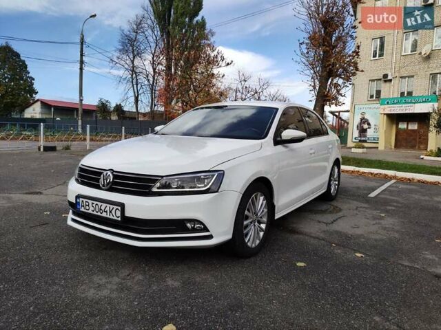 Білий Фольксваген Джетта, об'ємом двигуна 1.6 л та пробігом 149 тис. км за 11500 $, фото 1 на Automoto.ua