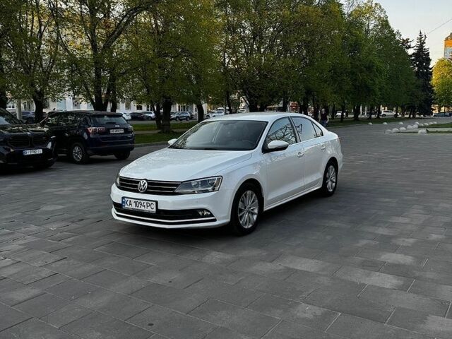 Білий Фольксваген Джетта, об'ємом двигуна 1.6 л та пробігом 165 тис. км за 11000 $, фото 1 на Automoto.ua