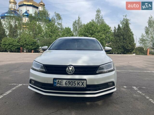 Білий Фольксваген Джетта, об'ємом двигуна 1.6 л та пробігом 237 тис. км за 9200 $, фото 1 на Automoto.ua