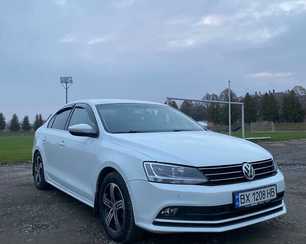 Белый Фольксваген Джетта, объемом двигателя 1.6 л и пробегом 202 тыс. км за 11600 $, фото 1 на Automoto.ua