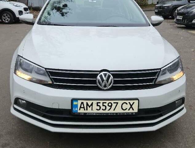 Білий Фольксваген Джетта, об'ємом двигуна 1.6 л та пробігом 80 тис. км за 13950 $, фото 1 на Automoto.ua