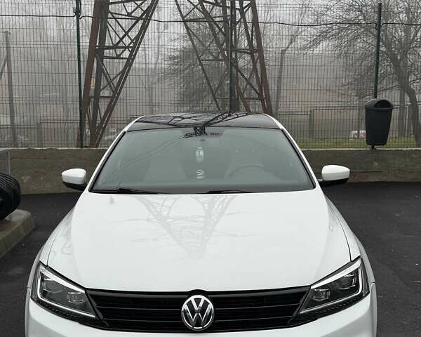 Білий Фольксваген Джетта, об'ємом двигуна 1.8 л та пробігом 103 тис. км за 13000 $, фото 1 на Automoto.ua