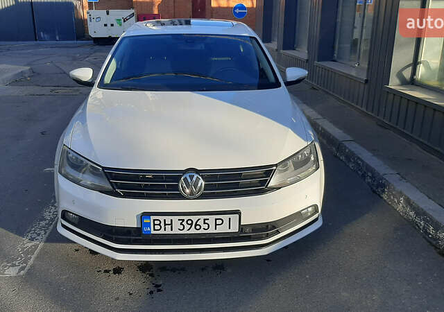 Білий Фольксваген Джетта, об'ємом двигуна 1.6 л та пробігом 273 тис. км за 12500 $, фото 1 на Automoto.ua