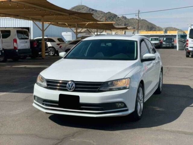 Фольксваген Джетта 2016 в Одессе на Automoto.ua Белый Фольксваген Джетта, объемом двигателя 2 л и пробегом 73 тыс. км за 2500 $, фото 1 на Automoto.ua