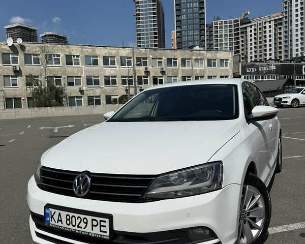 Білий Фольксваген Джетта, об'ємом двигуна 1.6 л та пробігом 173 тис. км за 11000 $, фото 1 на Automoto.ua
