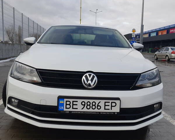 Белый Фольксваген Джетта, объемом двигателя 1.6 л и пробегом 128 тыс. км за 10700 $, фото 1 на Automoto.ua