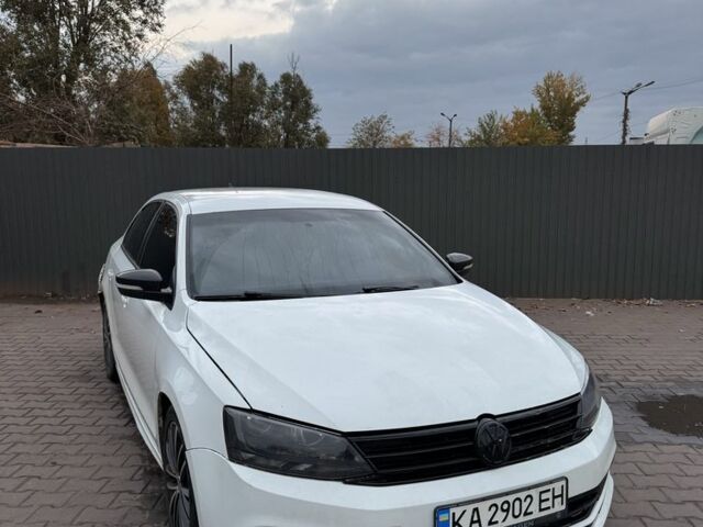Белый Фольксваген Джетта, объемом двигателя 1.8 л и пробегом 110 тыс. км за 5500 $, фото 1 на Automoto.ua