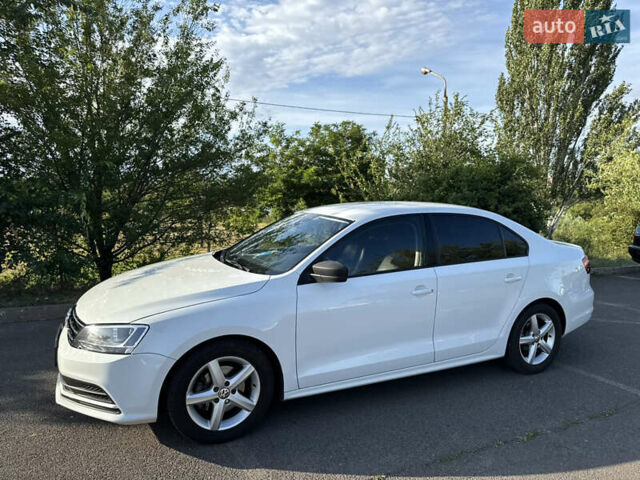 Белый Фольксваген Джетта, объемом двигателя 1.4 л и пробегом 173 тыс. км за 10000 $, фото 1 на Automoto.ua
