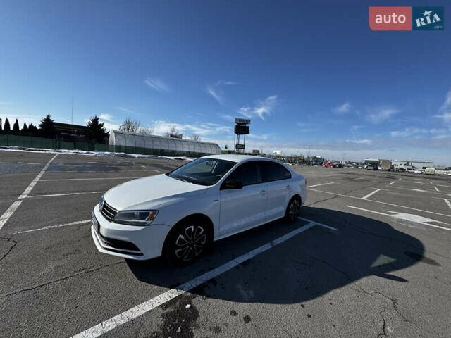 Білий Фольксваген Джетта, об'ємом двигуна 1.39 л та пробігом 110 тис. км за 9300 $, фото 1 на Automoto.ua