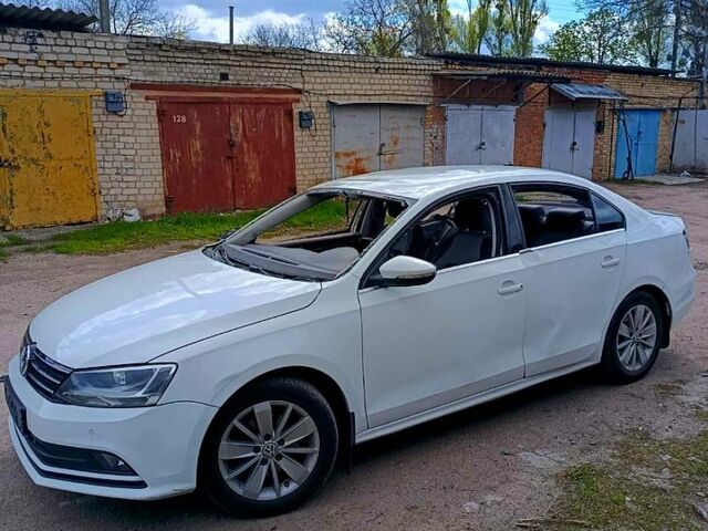 Белый Фольксваген Джетта, объемом двигателя 1.6 л и пробегом 139 тыс. км за 6000 $, фото 1 на Automoto.ua