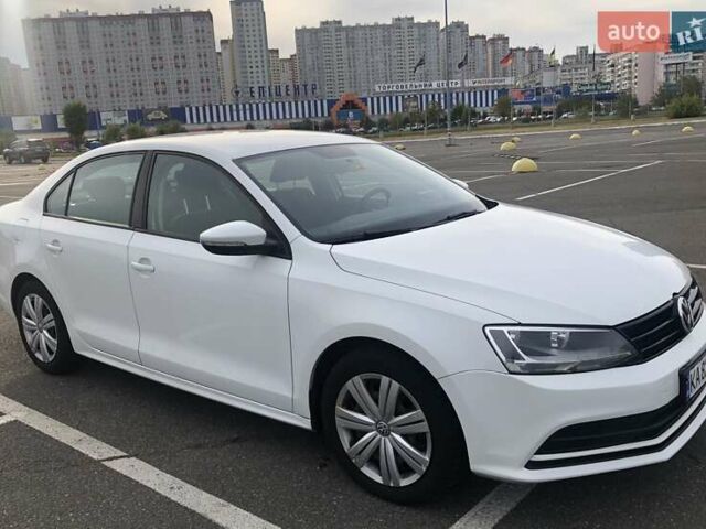 Белый Фольксваген Джетта, объемом двигателя 1.6 л и пробегом 122 тыс. км за 12200 $, фото 1 на Automoto.ua