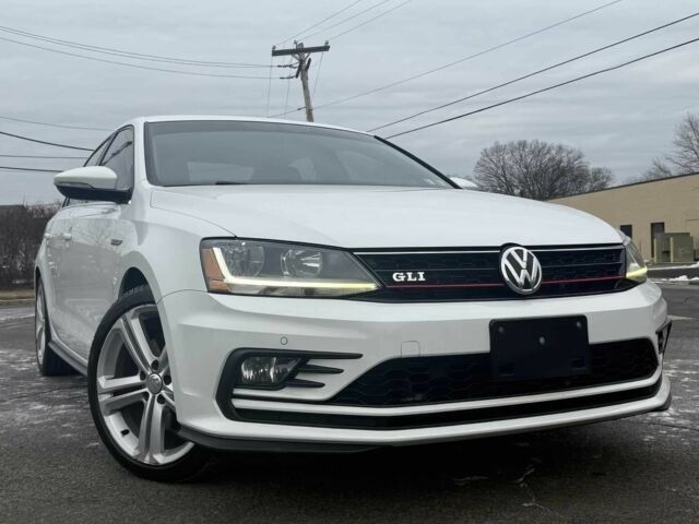 Белый Фольксваген Джетта, объемом двигателя 2 л и пробегом 68 тыс. км за 4000 $, фото 1 на Automoto.ua