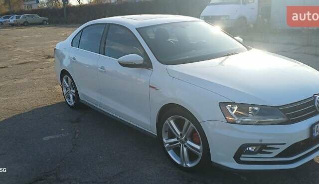Белый Фольксваген Джетта, объемом двигателя 1.98 л и пробегом 63 тыс. км за 14000 $, фото 1 на Automoto.ua