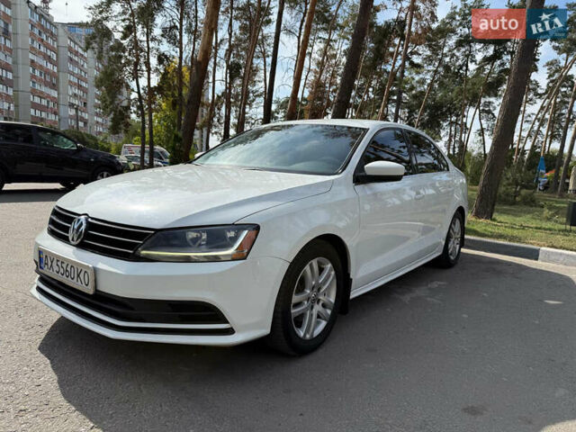 Белый Фольксваген Джетта, объемом двигателя 1.4 л и пробегом 130 тыс. км за 10500 $, фото 1 на Automoto.ua