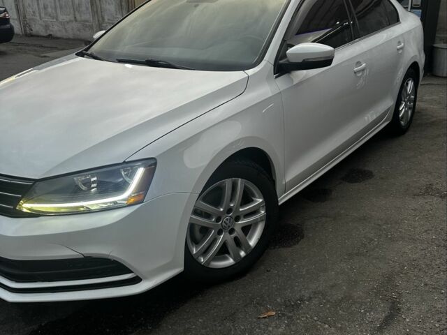 Білий Фольксваген Джетта, об'ємом двигуна 1.4 л та пробігом 51 тис. км за 9900 $, фото 1 на Automoto.ua