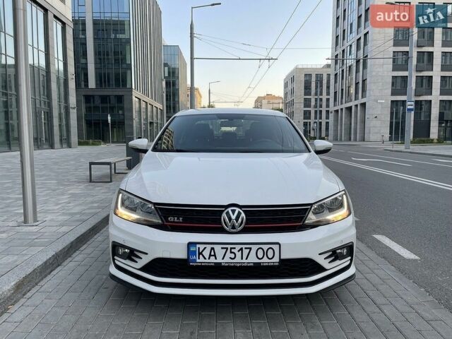 Белый Фольксваген Джетта, объемом двигателя 1.98 л и пробегом 171 тыс. км за 12000 $, фото 1 на Automoto.ua