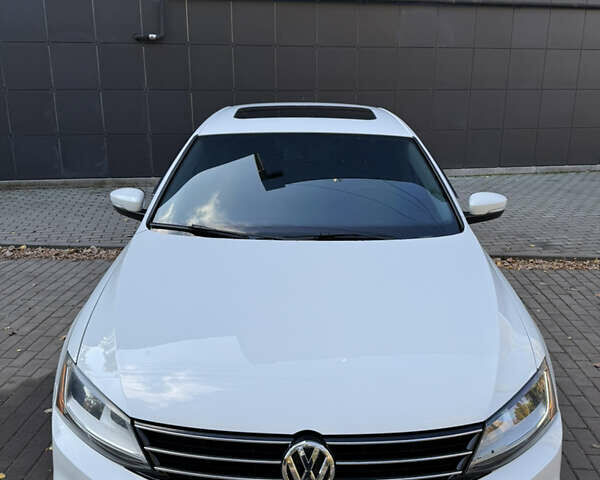 Фольксваген Джетта 2017 в Славянске на Automoto.ua Белый Фольксваген Джетта, объемом двигателя 1.4 л и пробегом 78 тыс. км за 12500 $, фото 1 на Automoto.ua