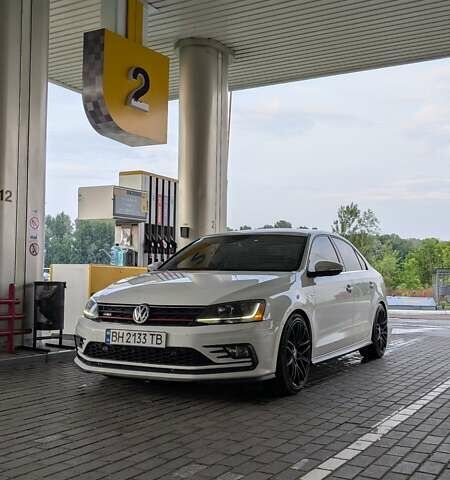Белый Фольксваген Джетта, объемом двигателя 1.98 л и пробегом 120 тыс. км за 15500 $, фото 1 на Automoto.ua