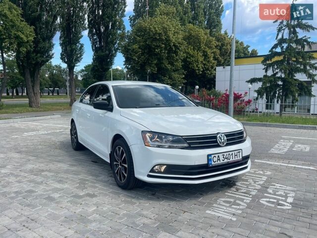 Белый Фольксваген Джетта, объемом двигателя 1.8 л и пробегом 85 тыс. км за 12000 $, фото 1 на Automoto.ua