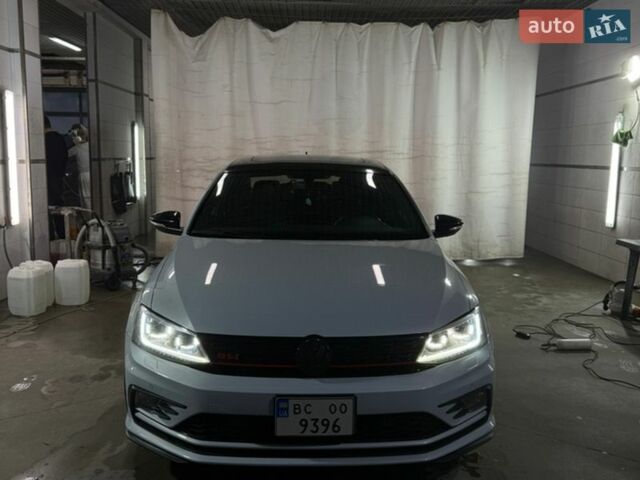 Белый Фольксваген Джетта, объемом двигателя 1.98 л и пробегом 102 тыс. км за 11800 $, фото 1 на Automoto.ua