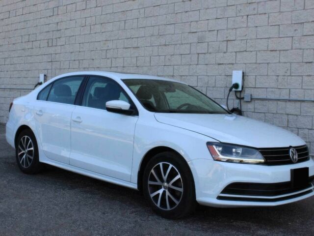 Белый Фольксваген Джетта, объемом двигателя 1.4 л и пробегом 56 тыс. км за 3100 $, фото 1 на Automoto.ua