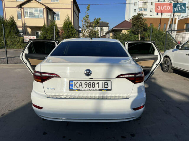 Білий Фольксваген Джетта, об'ємом двигуна 1.4 л та пробігом 105 тис. км за 19000 $, фото 1 на Automoto.ua