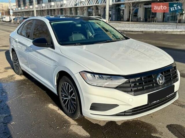 Білий Фольксваген Джетта, об'ємом двигуна 1.4 л та пробігом 175 тис. км за 14900 $, фото 1 на Automoto.ua