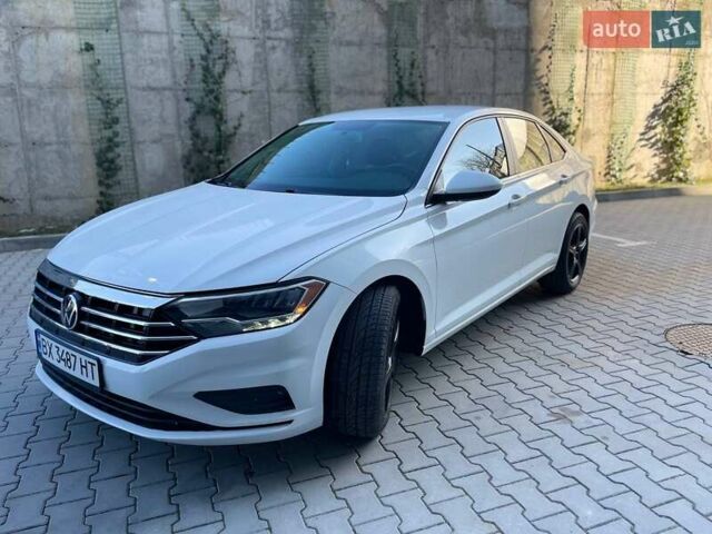 Белый Фольксваген Джетта, объемом двигателя 1.4 л и пробегом 129 тыс. км за 13999 $, фото 1 на Automoto.ua