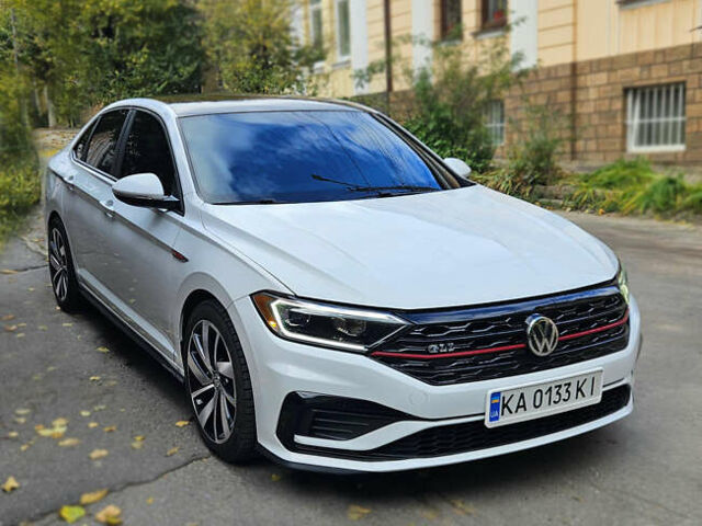 Фольксваген Джетта 2019 в Черновцах на Automoto.ua Белый Фольксваген Джетта, объемом двигателя 1.98 л и пробегом 30 тыс. км за 16400 $, фото 1 на Automoto.ua