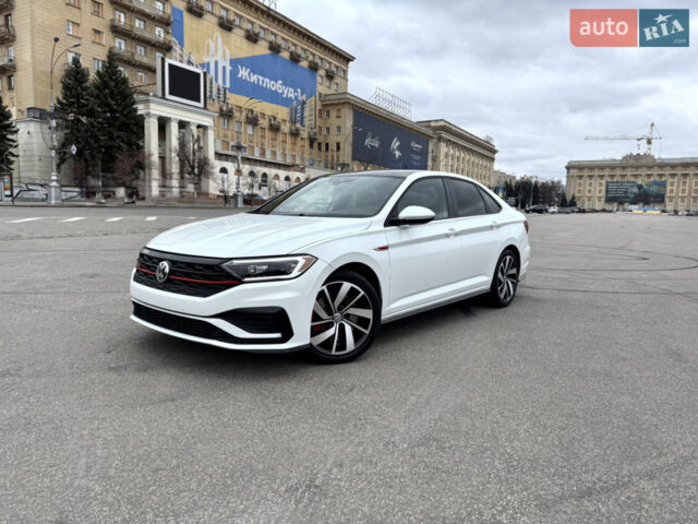 Белый Фольксваген Джетта, объемом двигателя 2 л и пробегом 92 тыс. км за 18600 $, фото 1 на Automoto.ua