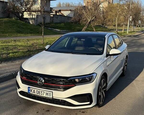 Белый Фольксваген Джетта, объемом двигателя 1.98 л и пробегом 30 тыс. км за 17500 $, фото 1 на Automoto.ua