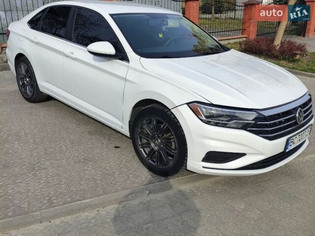 Белый Фольксваген Джетта, объемом двигателя 1.4 л и пробегом 84 тыс. км за 13550 $, фото 1 на Automoto.ua
