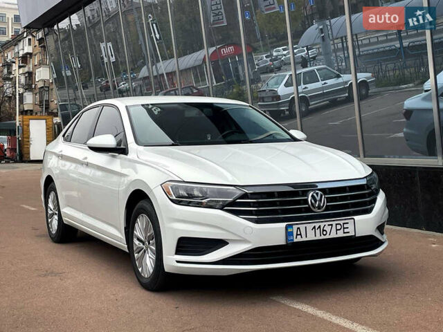 Белый Фольксваген Джетта, объемом двигателя 1.4 л и пробегом 26 тыс. км за 17900 $, фото 1 на Automoto.ua