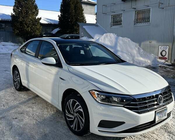 Белый Фольксваген Джетта, объемом двигателя 1.4 л и пробегом 81 тыс. км за 16800 $, фото 1 на Automoto.ua