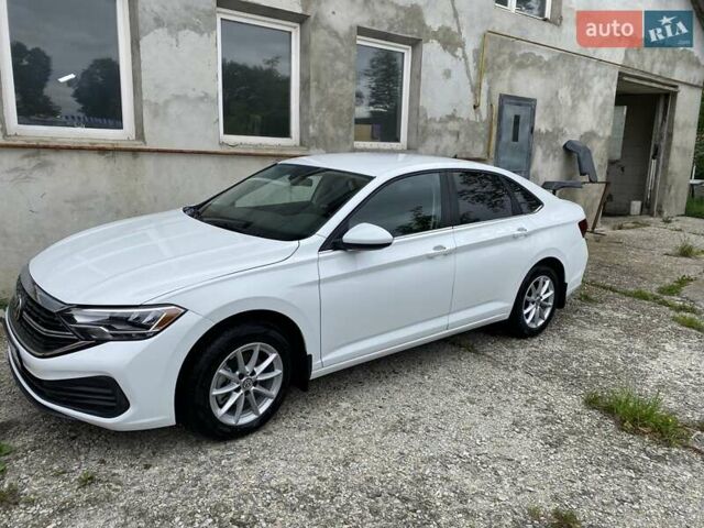 Белый Фольксваген Джетта, объемом двигателя 1.5 л и пробегом 71 тыс. км за 18000 $, фото 1 на Automoto.ua