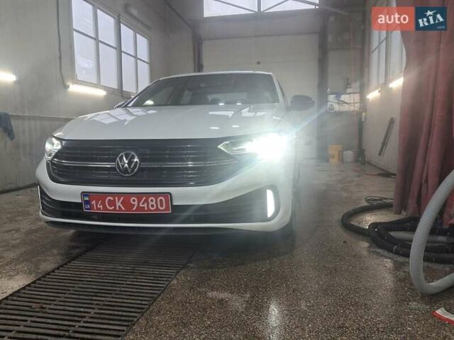 Белый Фольксваген Джетта, объемом двигателя 1.5 л и пробегом 92 тыс. км за 15950 $, фото 1 на Automoto.ua