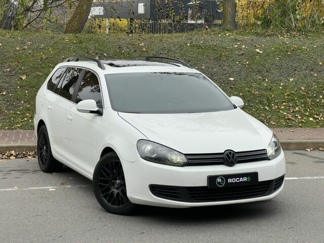 Фольксваген Джетта 2012 в Киеве на Automoto.ua Белый Фольксваген Джетта, объемом двигателя 2 л и пробегом 278 тыс. км за 8500 $, фото 1 на Automoto.ua