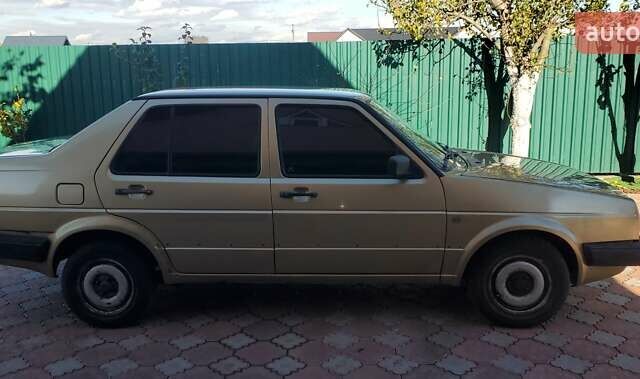 Бежевый Фольксваген Джетта, объемом двигателя 1.6 л и пробегом 170 тыс. км за 1500 $, фото 1 на Automoto.ua