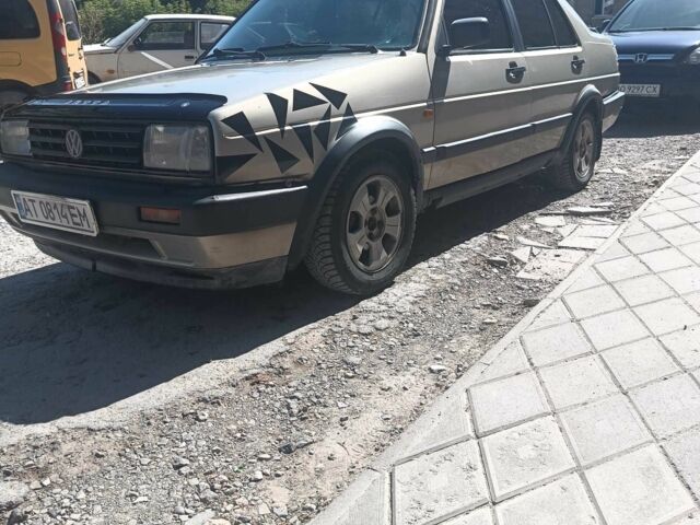 Бежевий Фольксваген Джетта, об'ємом двигуна 1.6 л та пробігом 1000 тис. км за 900 $, фото 1 на Automoto.ua