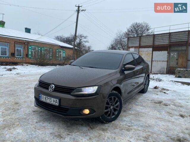 Бежевый Фольксваген Джетта, объемом двигателя 1.39 л и пробегом 224 тыс. км за 9000 $, фото 1 на Automoto.ua