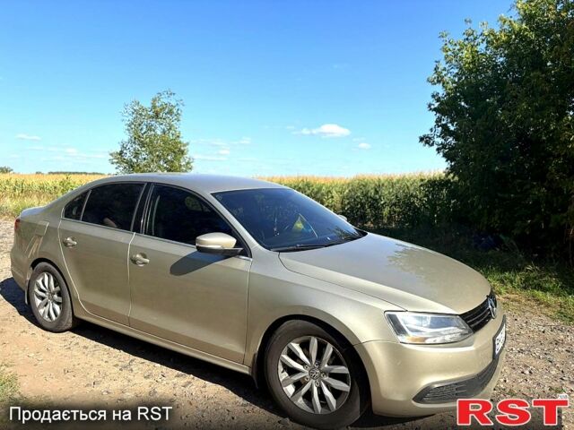 Бежевый Фольксваген Джетта, объемом двигателя 2.5 л и пробегом 298 тыс. км за 8900 $, фото 1 на Automoto.ua